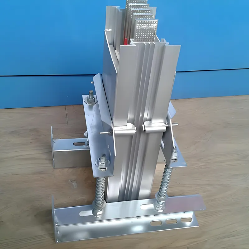 عمودي ساندويتش باصواي